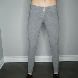 Freddy Women's WR.UP Fashion Pants. Size: 4.